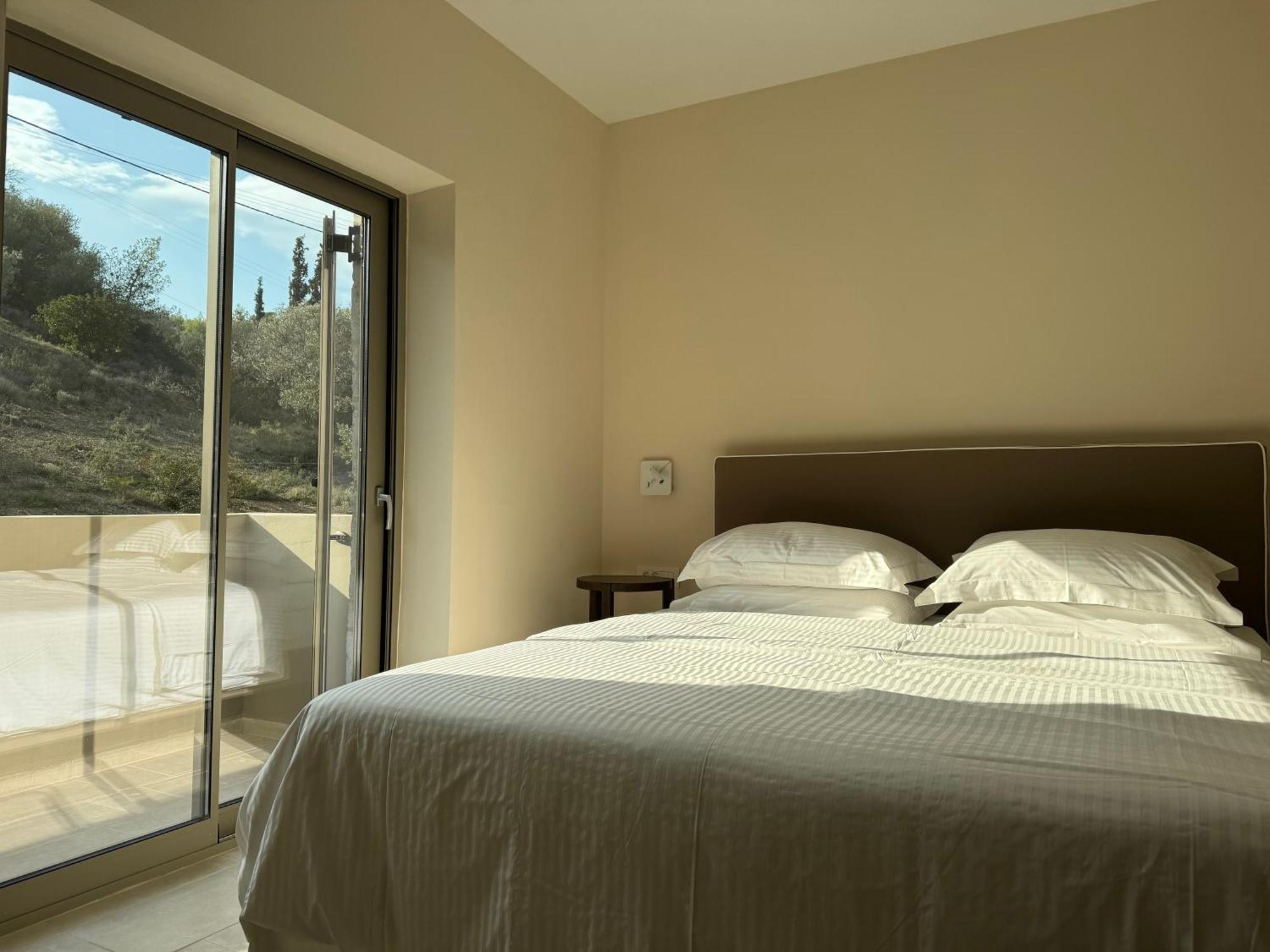 Topos Luxury Stay Heraion Lutráki Kültér fotó