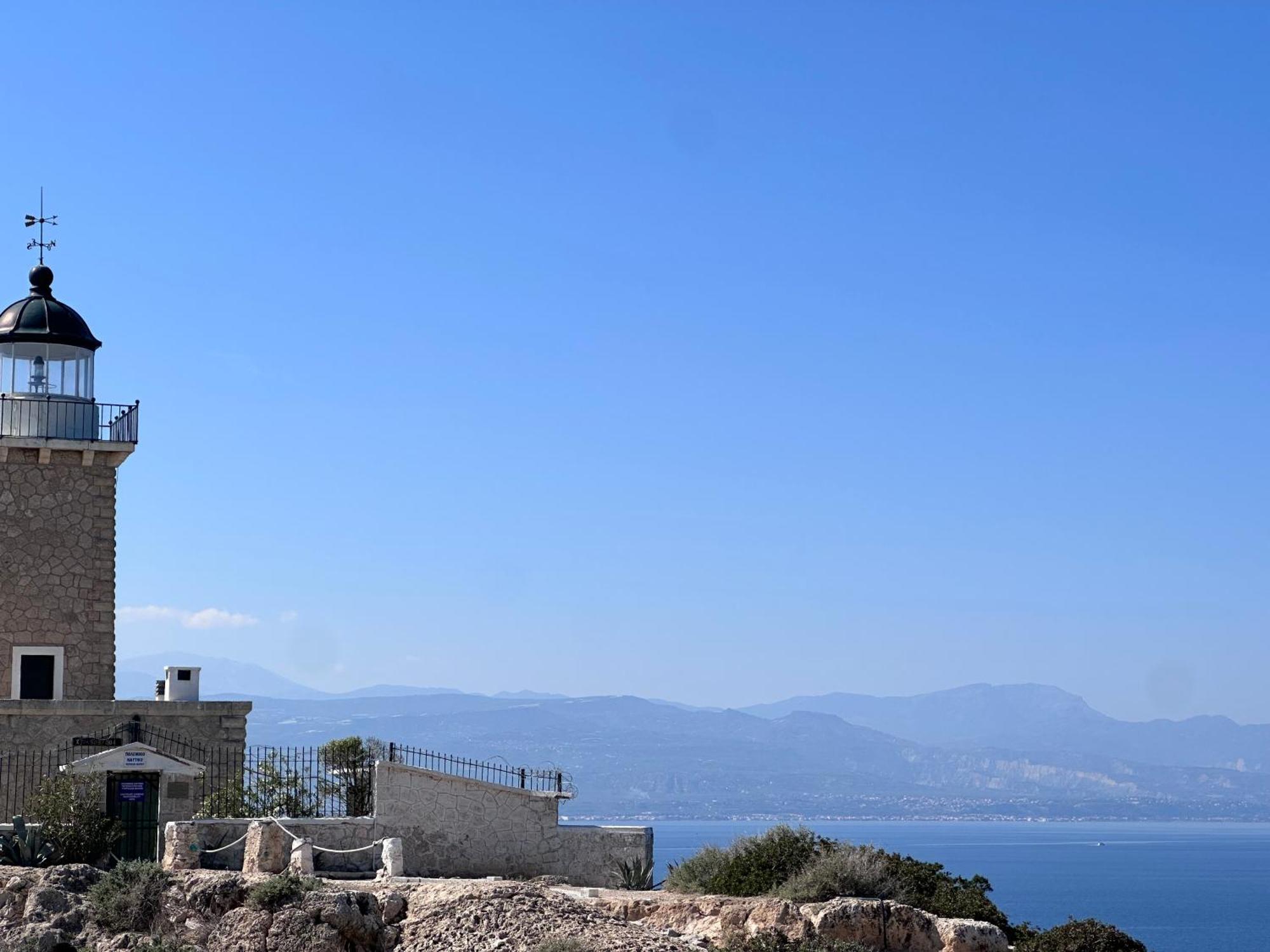 Topos Luxury Stay Heraion Lutráki Kültér fotó